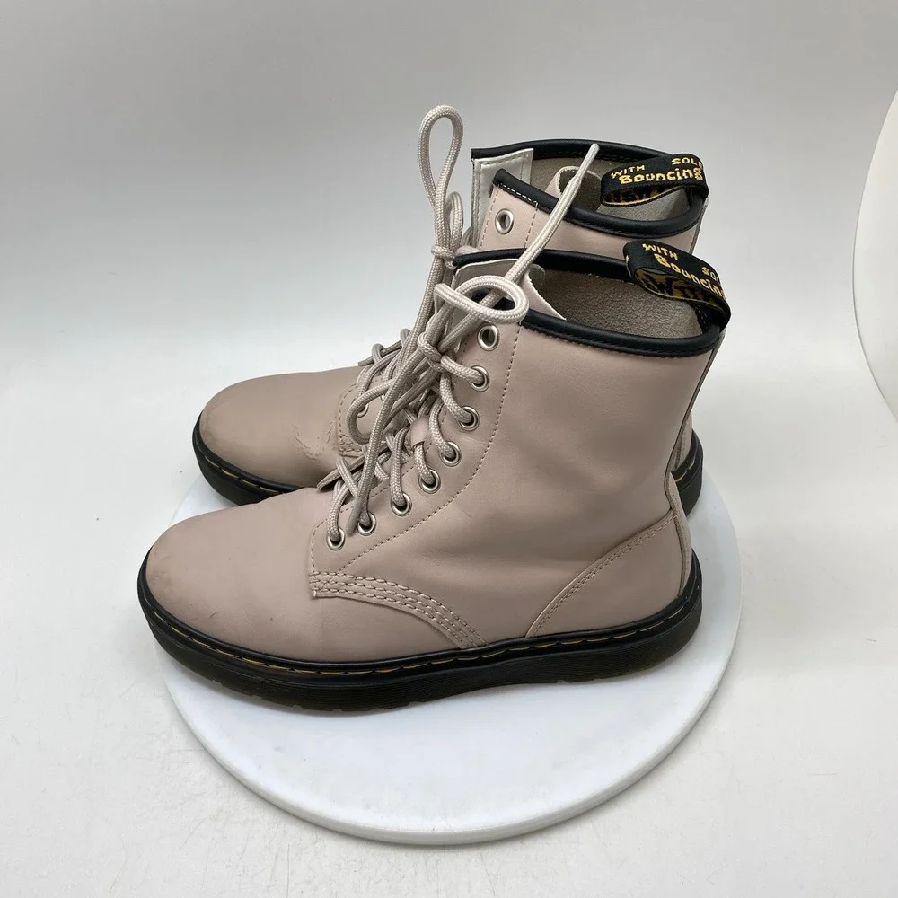 Doc Martens Zavala Combat Boots Womens 7 Lace up Ankle Pink Leather Shoes